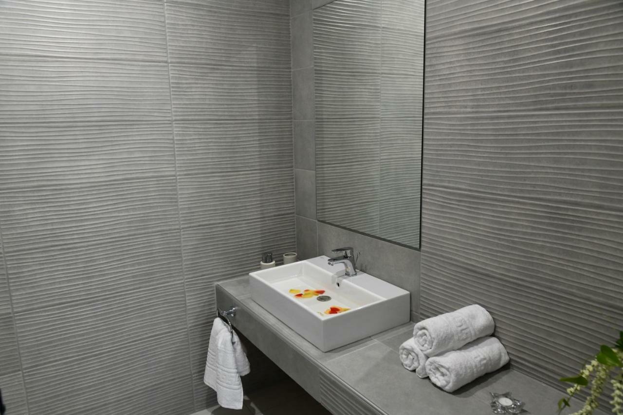 City Heart Luxury Studios Rhodes City Esterno foto